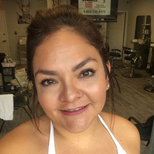 Meet your Posher, Zully